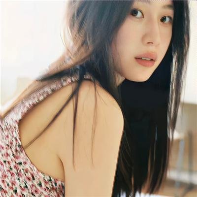 后窗的女人